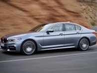Her er den spritnye BMW 5-serie: Lettere, større og selvkørende med over 200 km/t