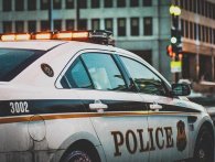 11-årig dreng stjæler bil efter at have spillet GTA: Blev jagtet af politiet med 120 km/t