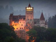 Draculas slot er til salg med et direkte ubehageligt prisskilt - se den onde salgsvideo
