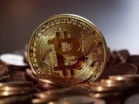 Bitcoin smadrer igennem 10.000 dollars