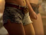 Sexede cowgirls og gangsta-rap: Så frækt har du aldrig set line dance før