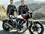 Keanu Reeves bygger motorcykler i fritiden