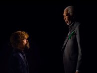 Peter Dinklage udfordrer Morgan Freeman i årets første Super Bowl-reklame