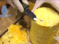 Spansk politi beslaglægger 720 kg kokain skjult i udhulede ananas