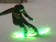Awesome LED-snowboard gør dig til kongen af skipisten