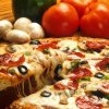 En mand har fået tilsendt 100 pizzaer af en anonym person