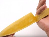 Den eneste reelle grund til at frygte pasta er denne pasta-kniv, der er lige så skarp som den ægte vare 
