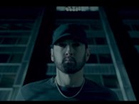 Eminem forvandles tilbage til The Real Slim Shady i musikvideoen til Fall