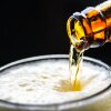 Mand taber sig 15 kilo på 30 dage ved udelukkende at leve af øl 