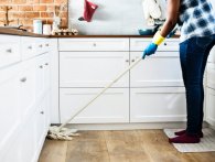 Fungerer parforhold bedre, hvis kvinden tager de huslige pligter?
