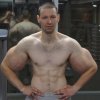 Se den russiske synthol-bodybuilder prøve kræfter med MMA