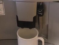 Kaffemaskine går fuldstændigt viralt, da den lyder som introen til en Britney Spears-sang