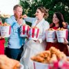 Australsk ægtepar er de første i verden til at få skræddersyet et KFC-inspireret bryllup