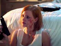 Jessica Chastain gennembanker sin vej gennem underverdenen i første trailer til Ava