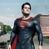 Henry Cavill vender tilbage som Superman i ny trilogi