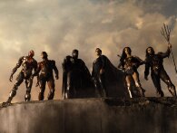 Zack Snyder's Justice League stikker af fra originalen på brugerbedømmelser