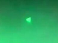 Pentagon bekræfter ægtheden af lækket video af mystisk pyramide-formet UFO