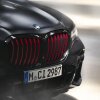 BMW Black Vermillion med rødt kølergitter - BMW X-serie Black Vermillion edition