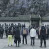 Ungdommen møder de konservative kinesiske styrker - - Foto: Marvel Studios - Anmeldelse: Shang-Chi and the Legend of the Ten Rings