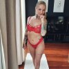 Norske Isabell Baxter har sendt en lille sommerfrisk bikini-update
