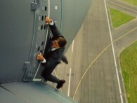 Se Tom Cruise lave endnu et vildt flystunt med 2. verdenskrigs-fly til Mission: Impossible 7
