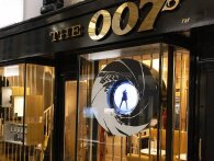 Verdens første officielle James Bond-bar er åbnet i England