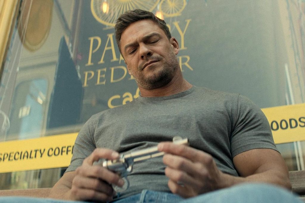 Alan Ritchson slipper med selvforsvar – Reacher-stjerne undgår tiltale efter gade-slagsmål