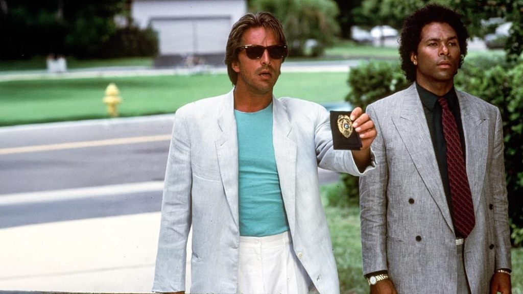 Vice er tilbage: 80’er-action, speedbåde og retro-kokain i ny Miami Vice-film