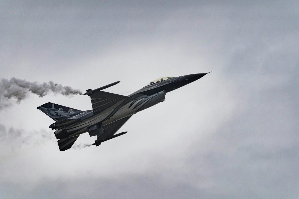 Temu-udgaven af Armageddon? NASA vil redde styrtdykkende rumteleskop med flyaffyret raket