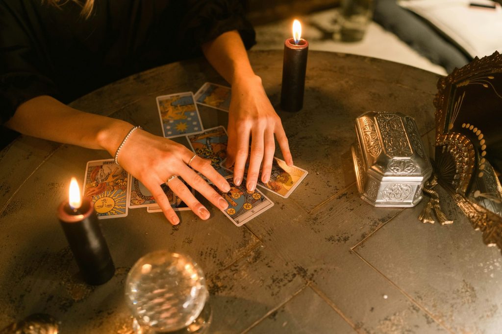 Alle de vilde 2025‑forudsigelser Nostradamus og Baba Vanga faktisk har ramt indtil nu