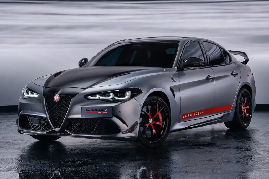 Alfa Romeo Giulia Quadrifoglio Luna Rossa: Når superbilen inspireres af sejlsport
