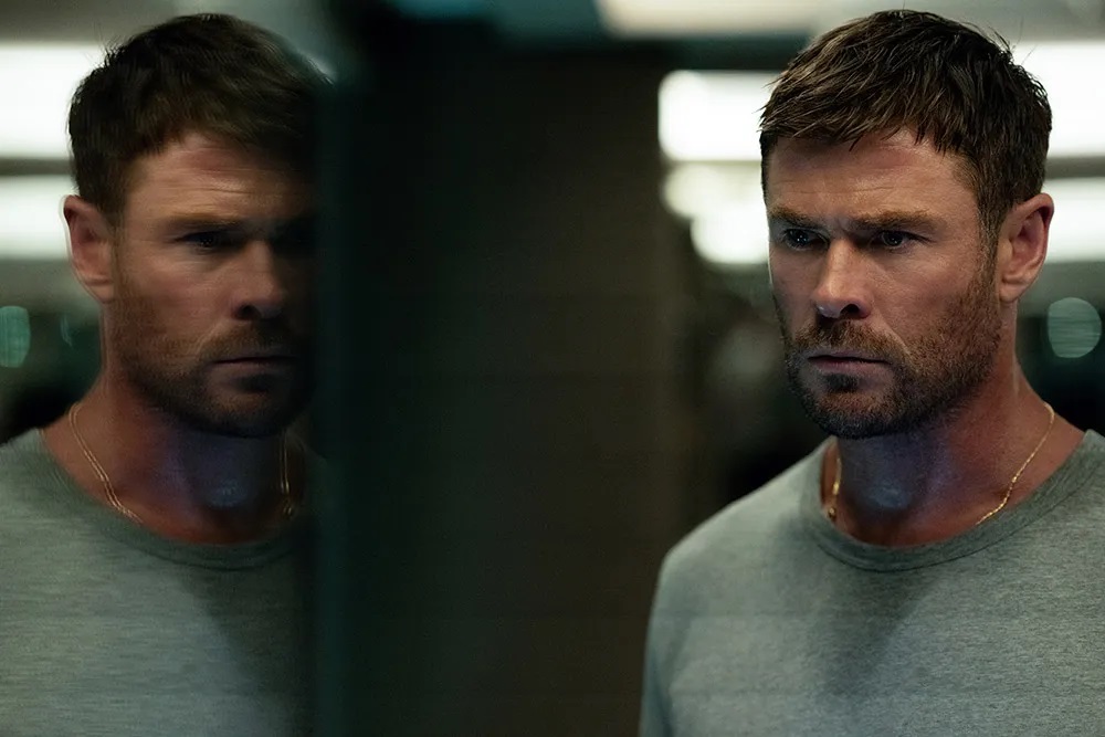 Ny trailer til Crime 101: Chris Hemsworth går all-in som juveltyv i ny heist-thriller