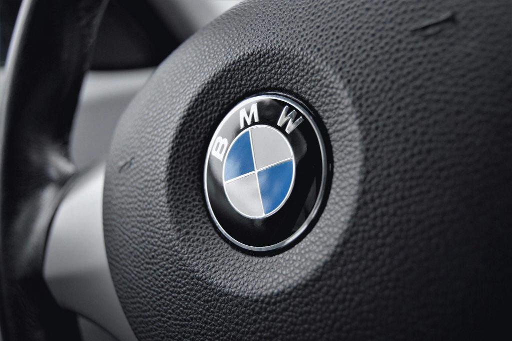 BMW’en fra Tupac Shakurs sidste nat er sat til salg for 12 millioner kroner