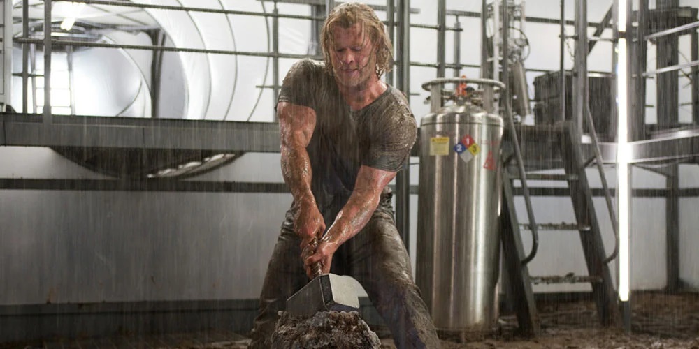 Marvel bad Chris Hemsworth skrue ned for musklerne: Thor blev simpelthen for stor