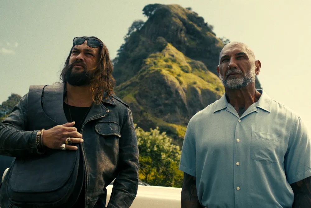 Bromance og bodycounts: Jason Momoa og Dave Bautista går full throttle i første trailer til The Wrecking Crew
