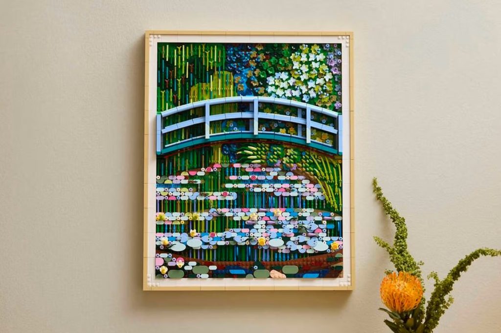 LEGO forvandler Monet-klassiker til 3.179 klodser – klar til væggen derhjemme
