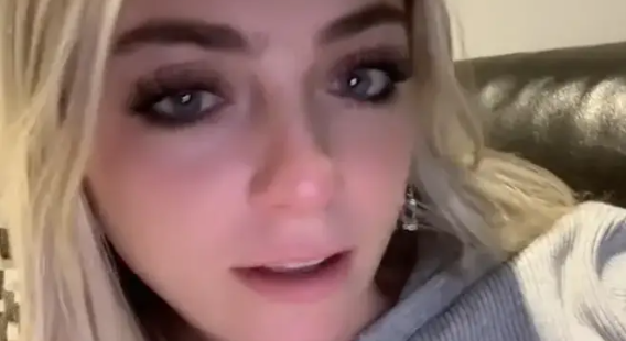 Influencer bryder sammen efter sin første 9 til 17-vagt: “Hvornår skal jeg leve?”