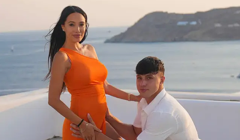 OnlyFans-stjerne gravid med sin stedbror