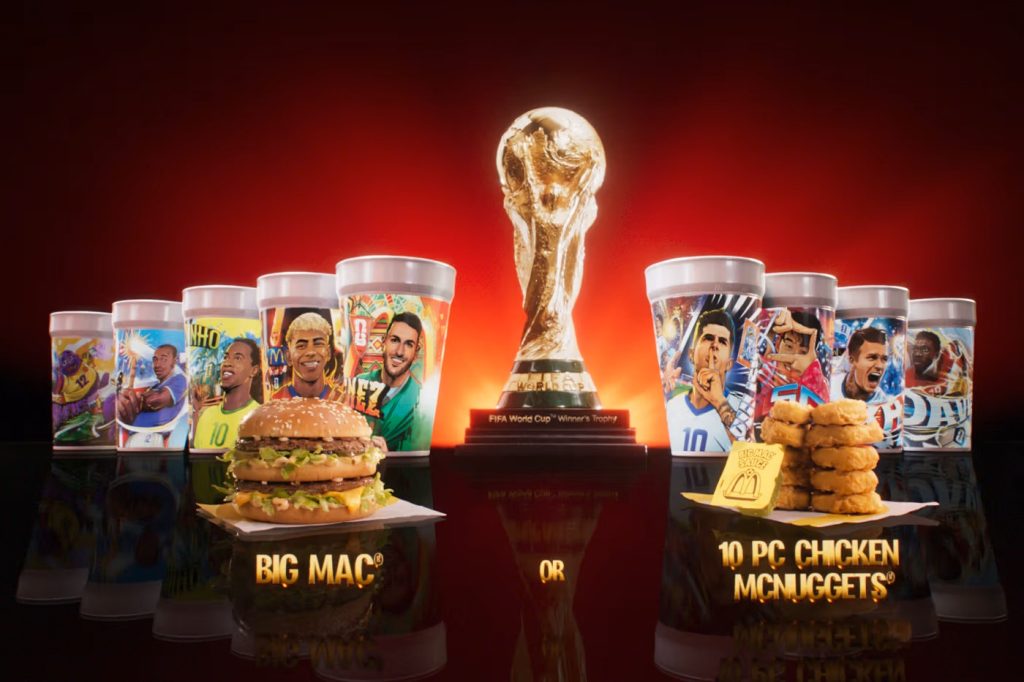 McDonald’s varmer op til VM med Big Mac Sauce, fodboldkopper og Squishmallows