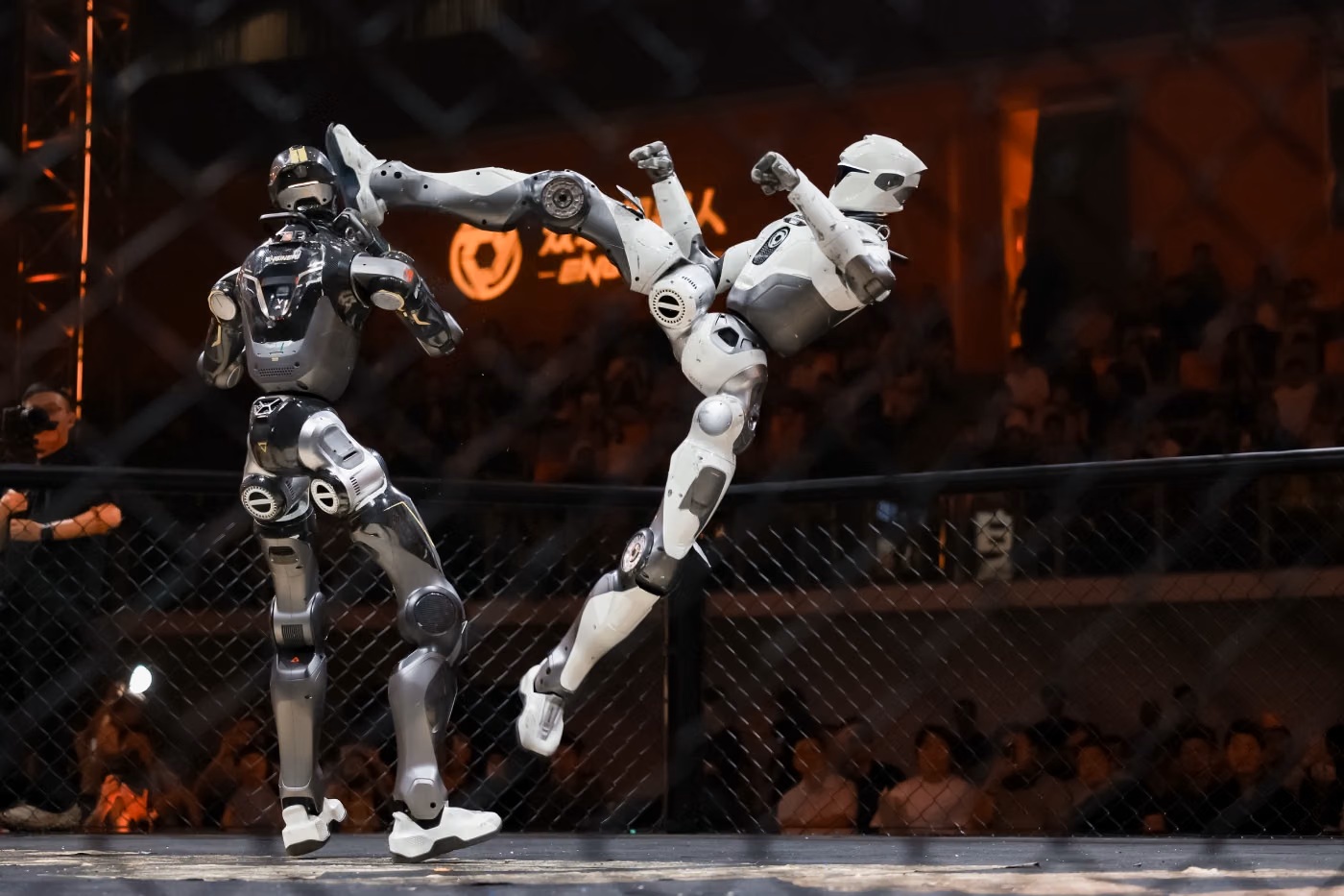 Real Steel-robotter er blevet virkelighed - den 1,73 meter høje T800 ...