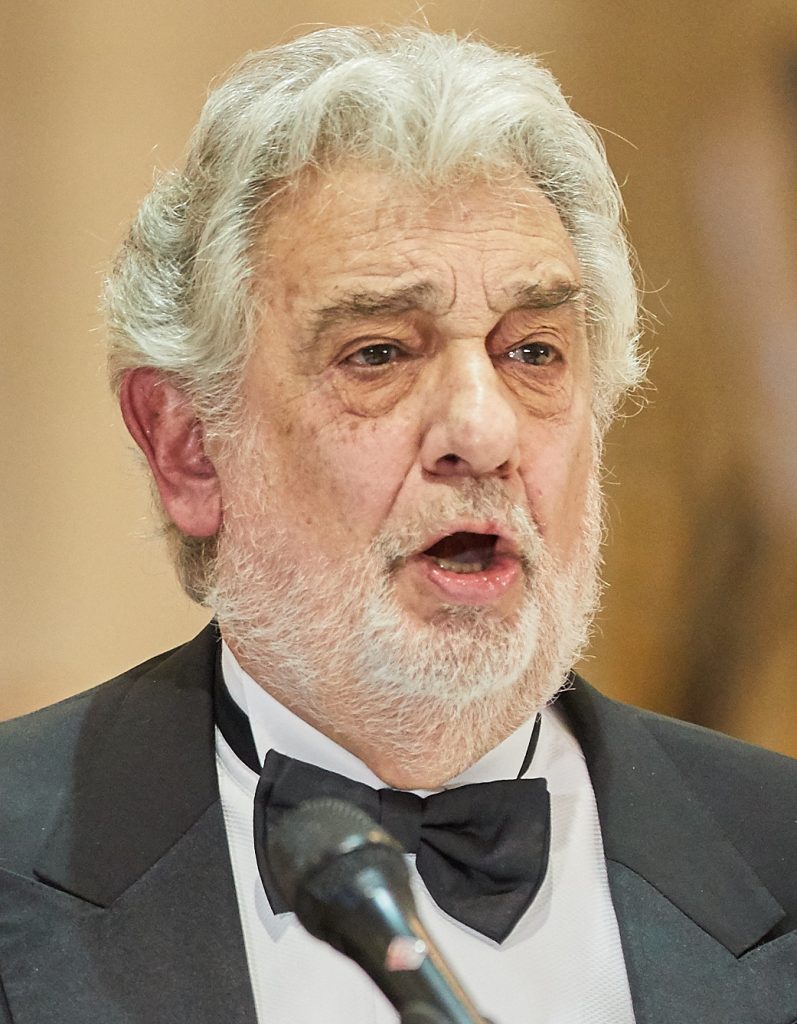 Plácido Domingos barnebarn smed tøjet foran kameraet: Sådan ser historien bag billederne ud